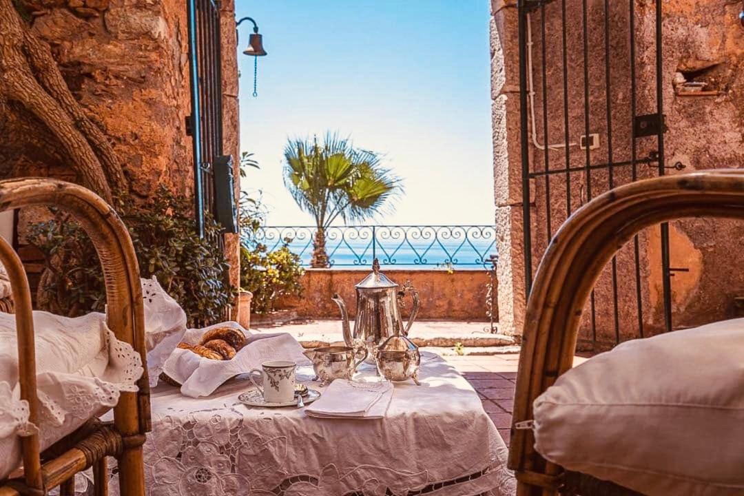 B&B La Bergerie 陶尔米纳 外观 照片