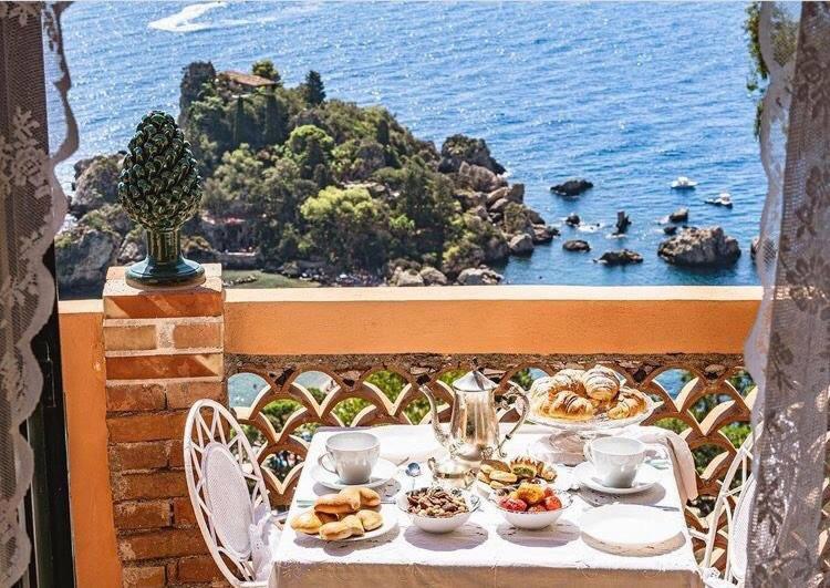 B&B La Bergerie 陶尔米纳 外观 照片