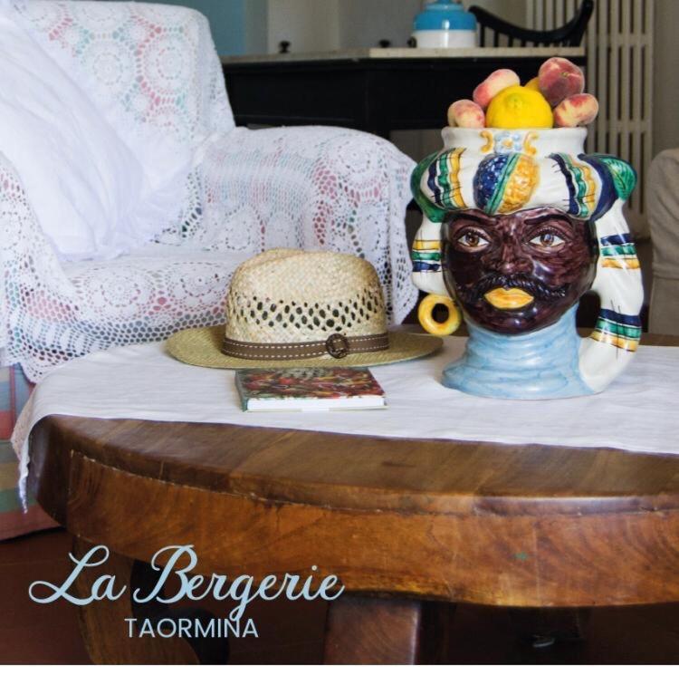 B&B La Bergerie 陶尔米纳 外观 照片