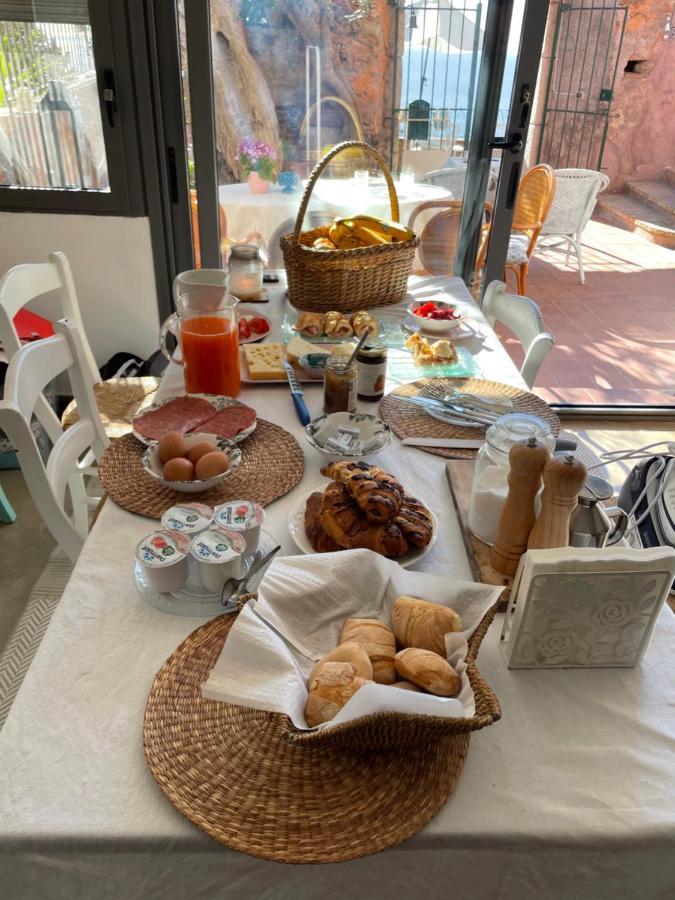 B&B La Bergerie 陶尔米纳 外观 照片
