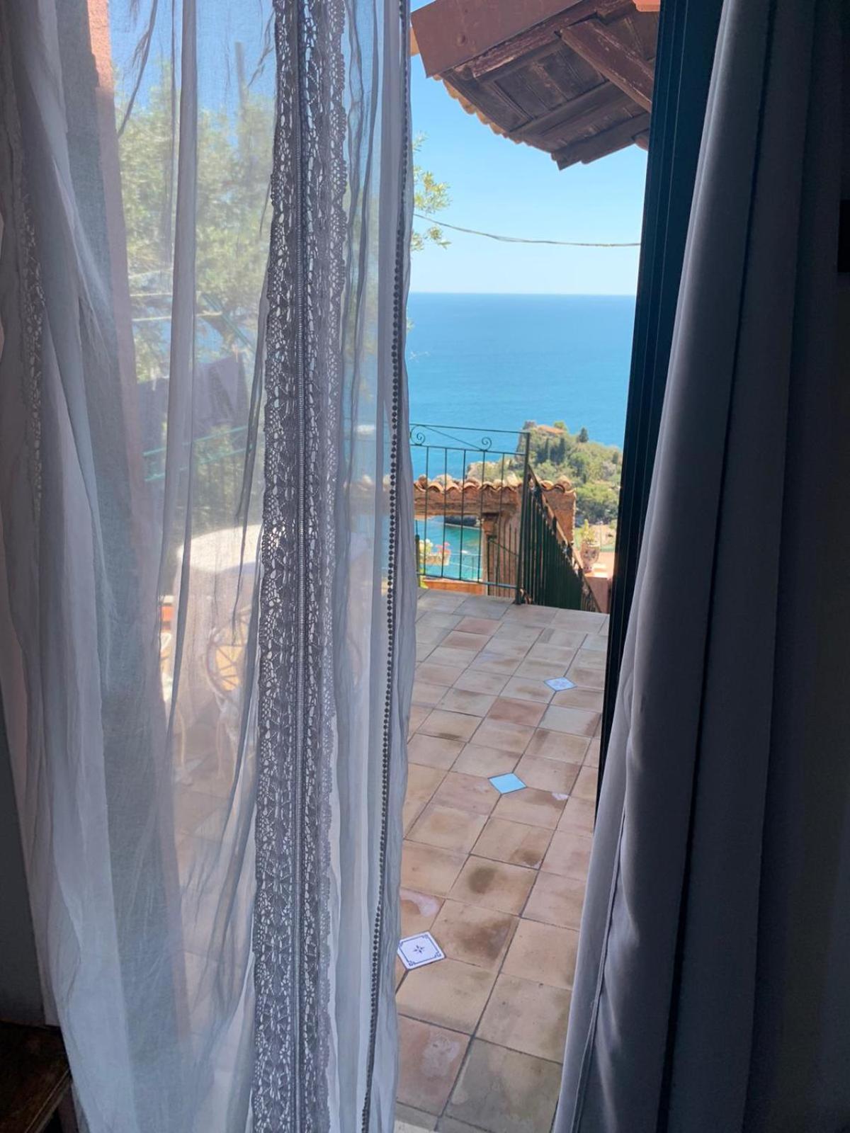 B&B La Bergerie 陶尔米纳 外观 照片